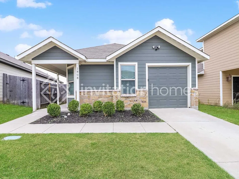 1808 Wickham Dr