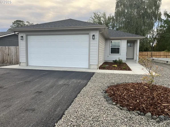 214 Miller St, Sutherlin, OR 97479