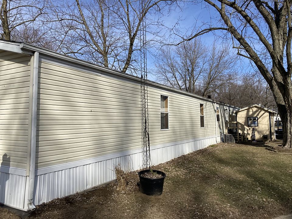 2nd image of 920 Anchorage Rd #94
