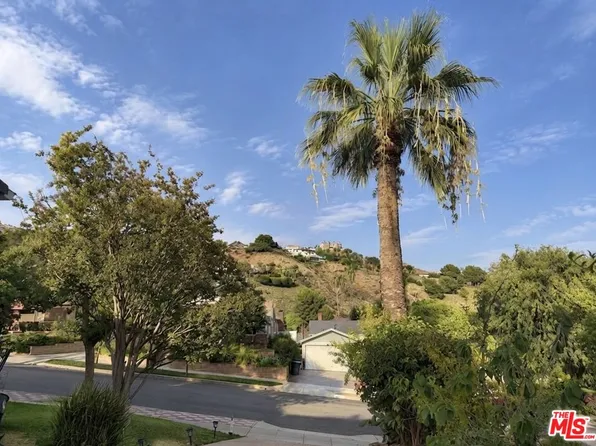 3131 N Jolley Dr, Burbank, CA 91504