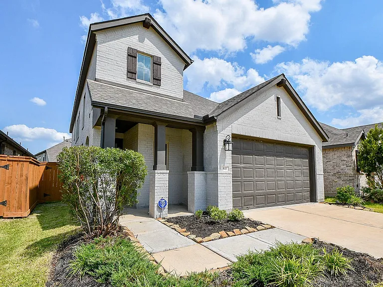 943 Malibu Shore Ln — Photo 3
