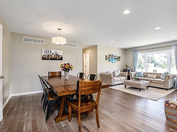5th image of 35595 Shangri La Ct