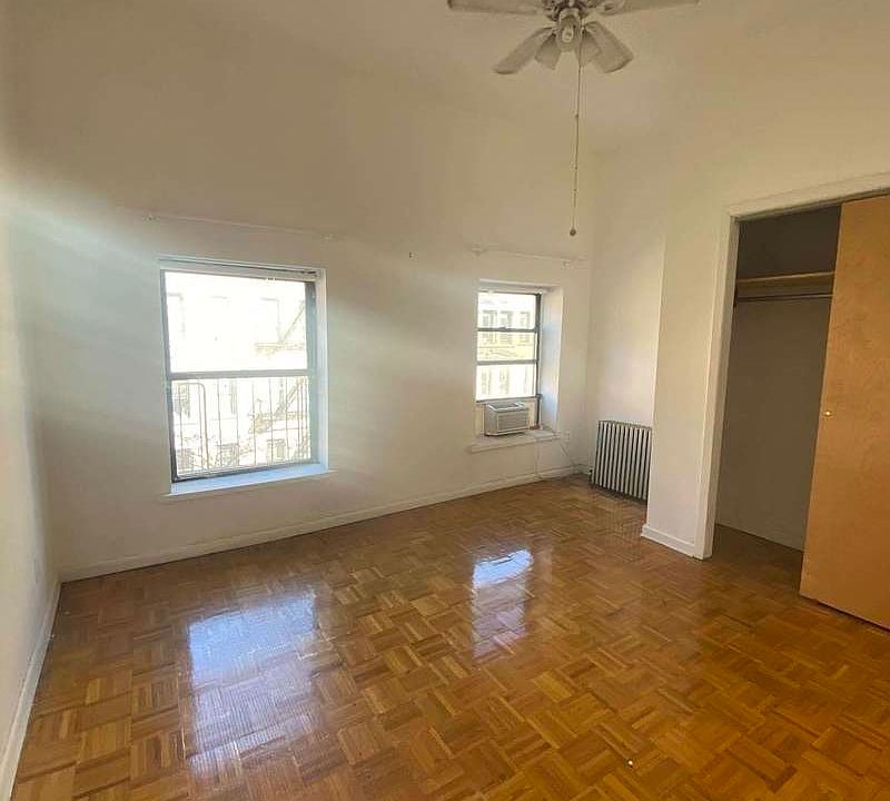 1st image of 130 Saint Marks Pl #5E