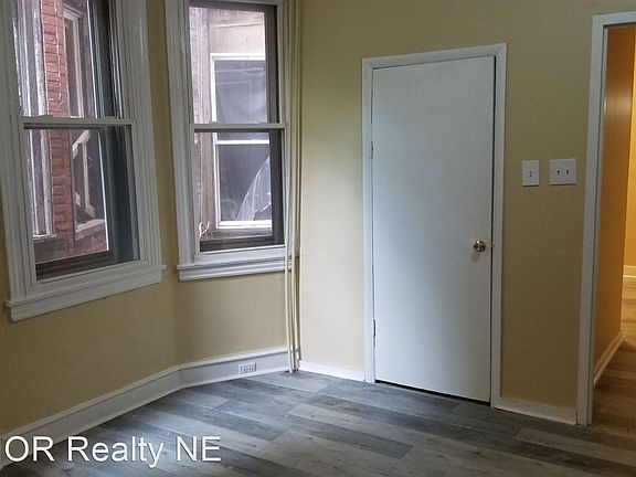 5th image of 216 N 54th St Floor 1