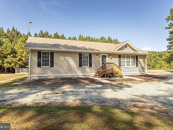 3rd image of 29580 Kingston Ln