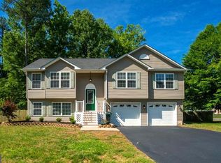 10126 New Scotland Dr, Fredericksburg, VA 22408