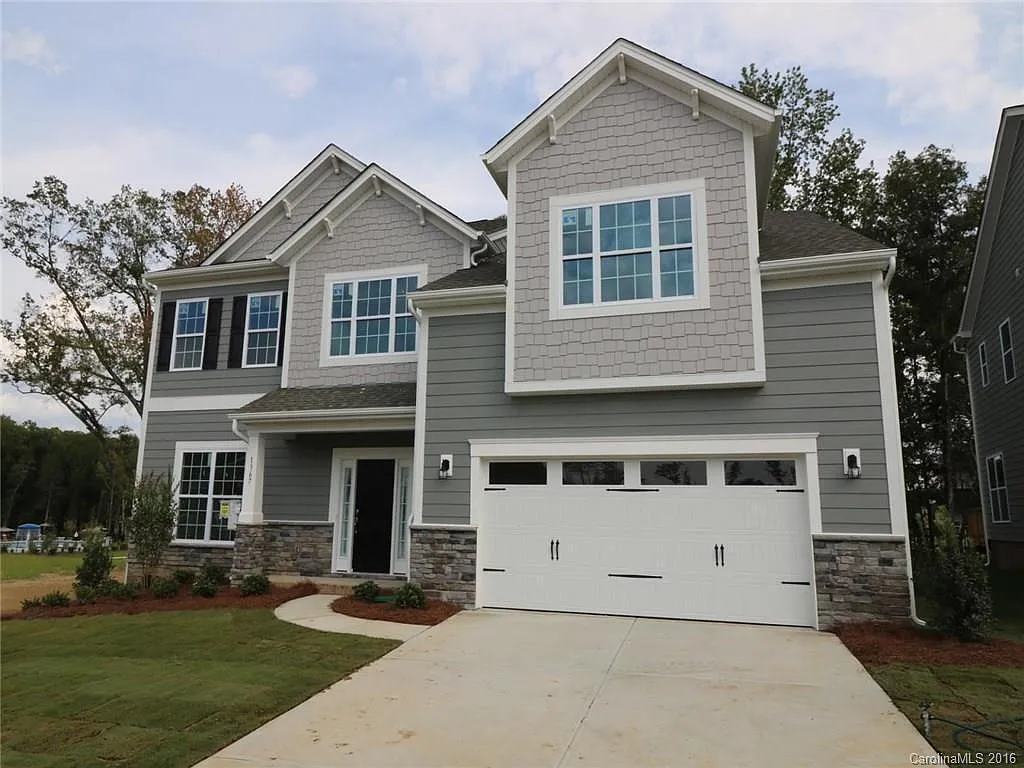 4 bed, 3147 sqft, $3,100 — Photo 2