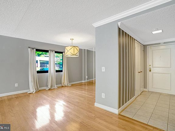 2nd image of 6101 Edsall Rd APT 302
