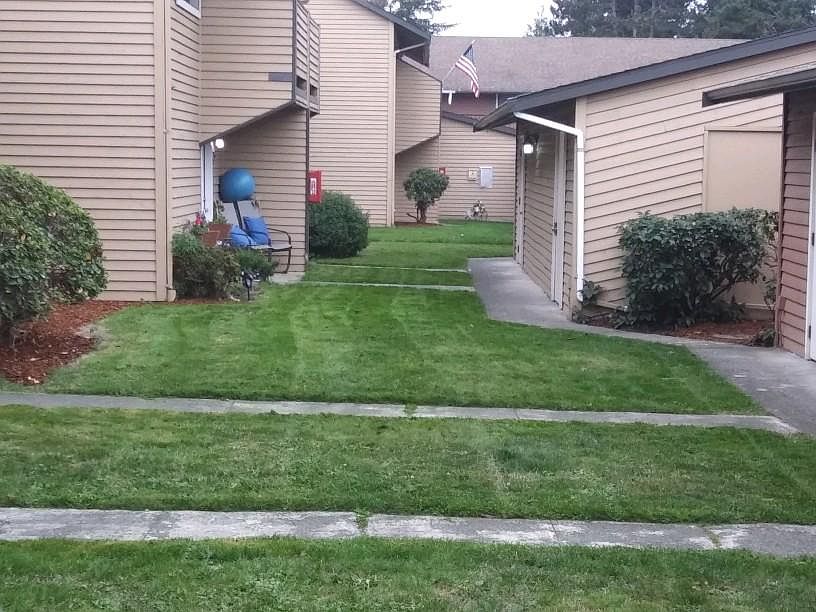 1st image of 20834 109th Ln SE