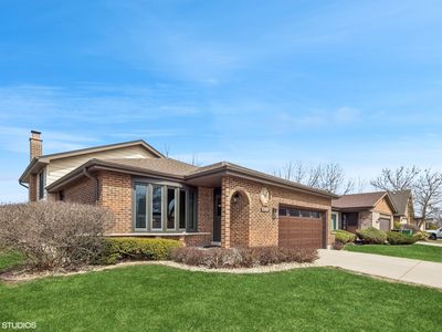 10542 Camelot St, Westchester, IL, 60154
