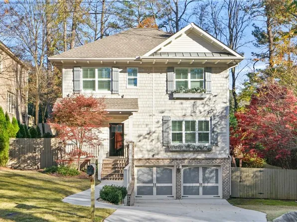 2927 Parkridge Dr, Atlanta, GA 30341