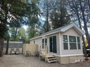 514-D17 N Sawyer St, Cascade, ID 83611