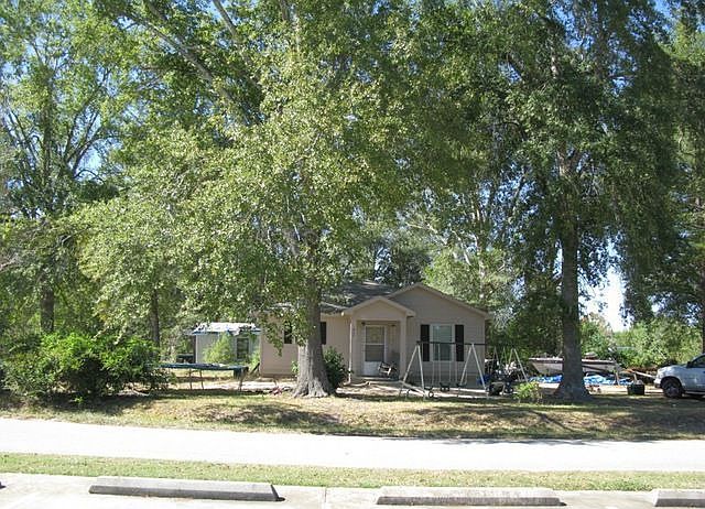 1st image of 411 N Vallie Ave