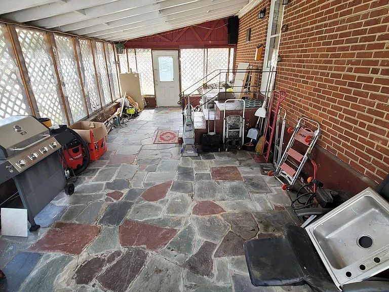 1541 Fitzwatertown Rd — Photo 22