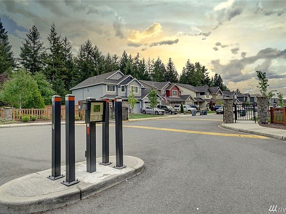 3rd image of 17119 120th Ave E