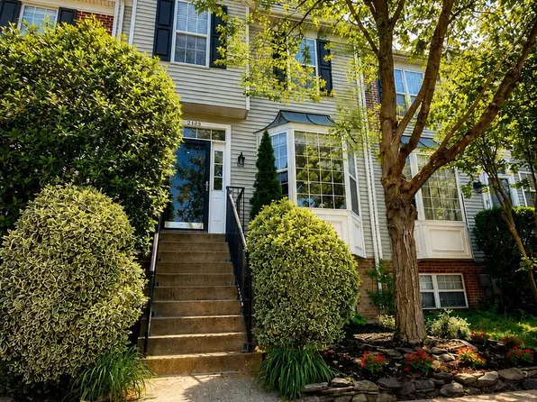 2505 Lesh Ct, Crofton, MD 21114