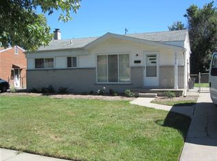 25618 Marilyn Ave, Warren, MI 48089