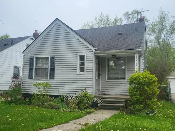 19700 Washtenaw St, Harper Woods, MI 48225