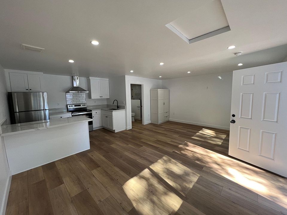 1st image of 20851 Burbank Blvd #1