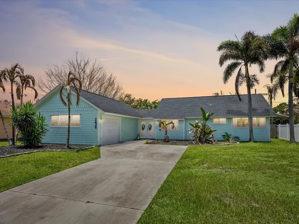 2426 SE Cooper Lane, Port St Lucie, FL 34984