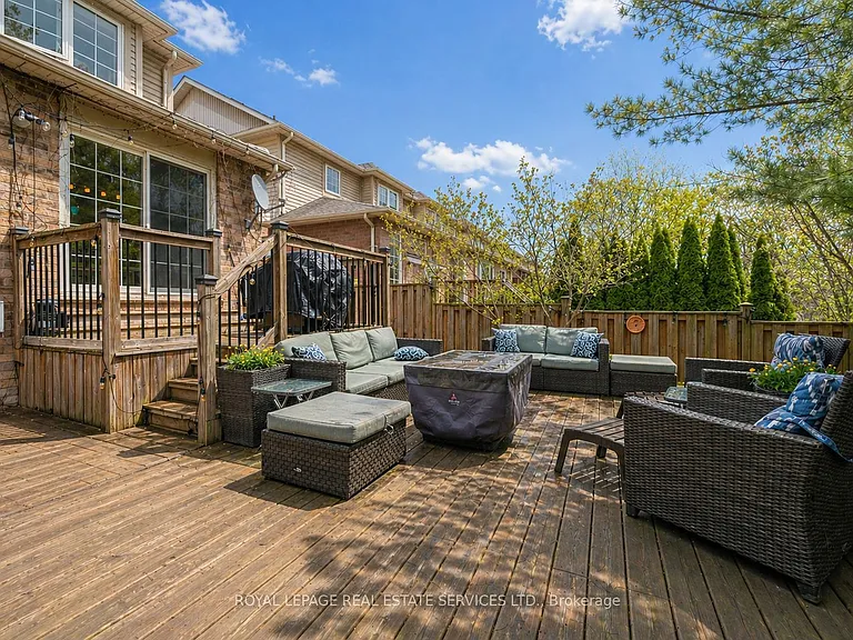 2485 Wooden Hill Cir — Photo 37