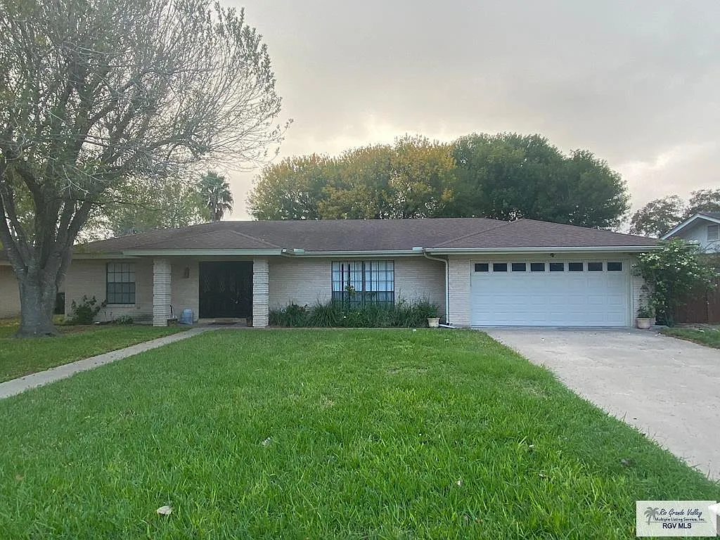 3 bed, 2.0 bath, 1985 sqft, $2,500 — Photo 1