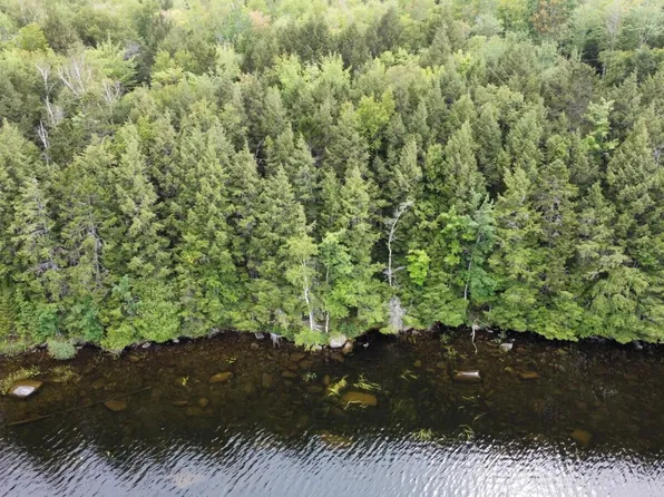 7-2 Egg Pond Road, Lincoln, ME 04457