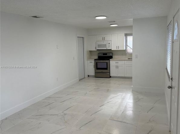 hialeah-florida-43959392 picture