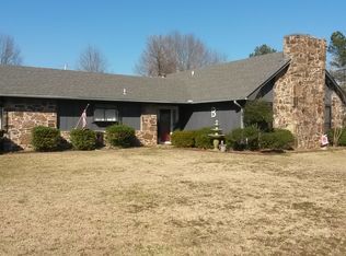 6807 Ozark Dr, Pine Bluff, AR 71603