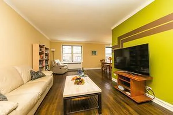 Sold by REMAX Elite | media 1
