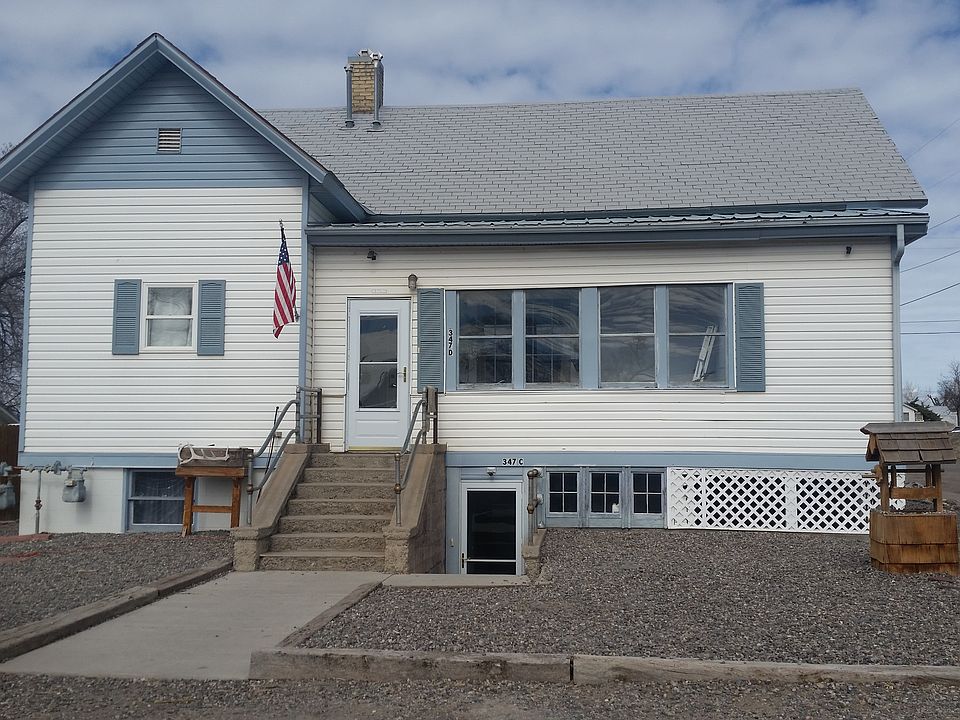 Beautiful home in Olathe!