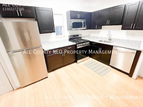 2341 W 7th St, Cleveland, OH 44113