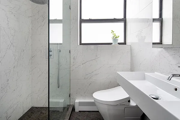 Sold by Douglas Elliman | media 14