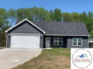 40 NW 285th Private Rd, Clinton, MO 64735