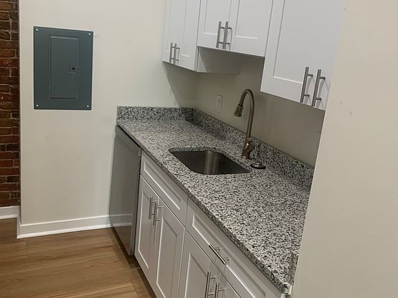 3rd image of 300 Martin Luther King Blvd #202