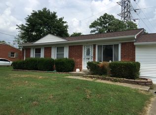5111 Mediterranean Ct, Louisville, KY 40219