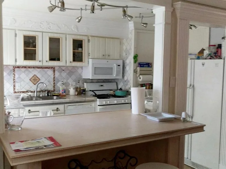 custom built open counter to kitchen