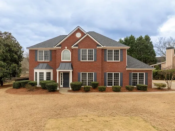1039 Bradshaw Estates Dr, Canton, GA 30115