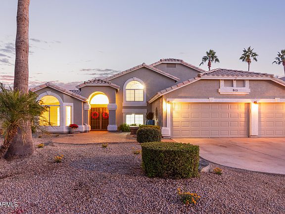 2nd image of 915 W Grand Caymen Drive