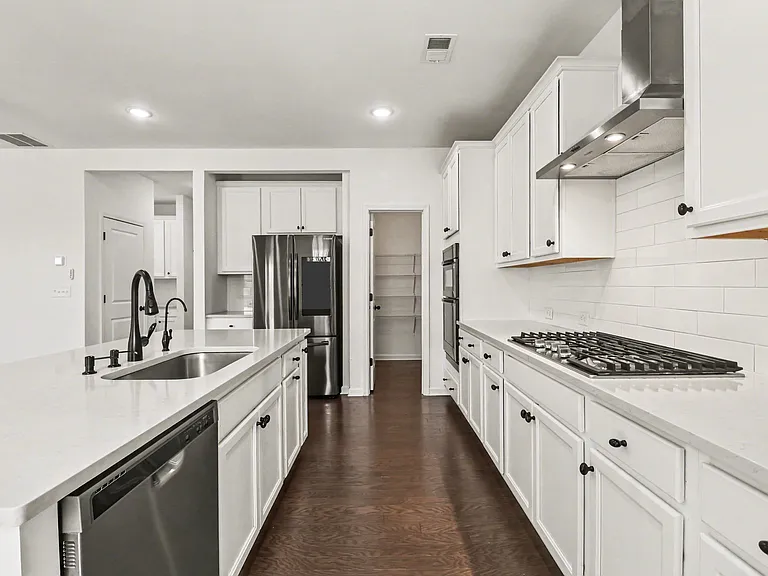 5510 Bower Pl — Photo 16