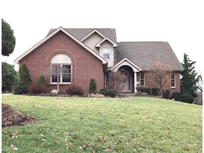 2 Kingswood Ct photo 1