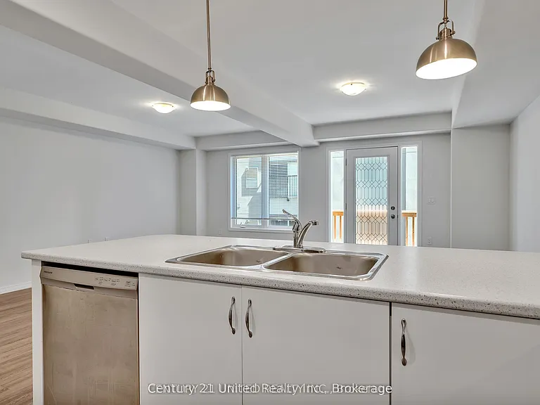 1630 Hetherington Dr #4 — Photo 11