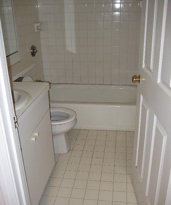 2nd image of 1750 Washington St #B10