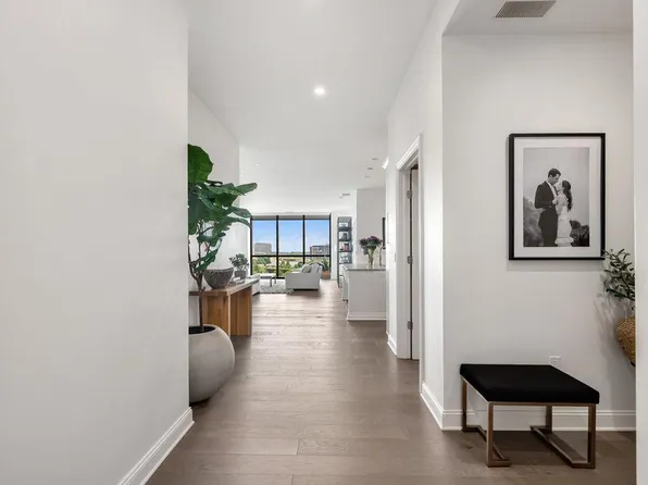 250 Spring St #612, Columbus, OH 43215