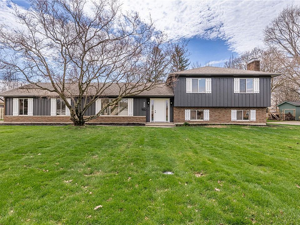 1st image of 435 Blackstone Dr