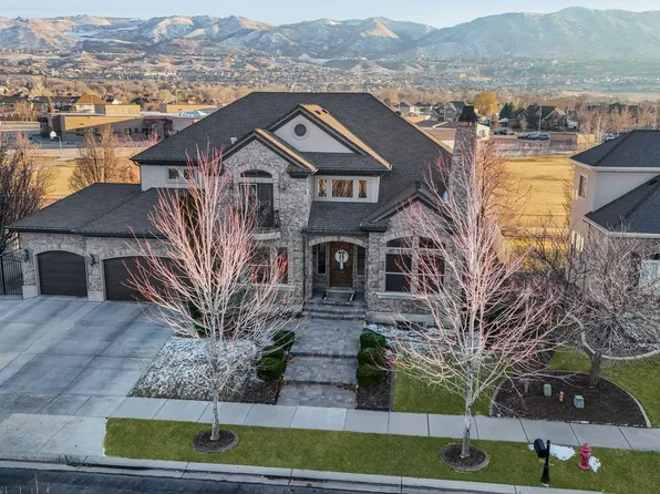 462 E Woodridge Oak Dr, Draper, UT 84020