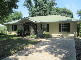 938 Elm St, Marksville, LA 71351