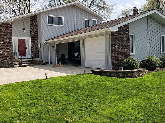 2nd image of 6839 Wood Creek Dr