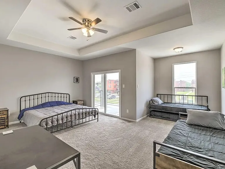 4909 Sunflower St — Photo 16