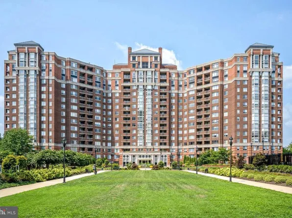 5809 Nicholson Ln APT 1401, Rockville, MD 20852